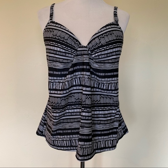 Island Escape Scorpio collection tankini made exclusively for Macy’s - Picture 3 of 14